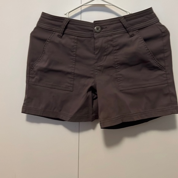Prana size 2 Olivia Gray Hiking Shorts - Picture 1 of 2